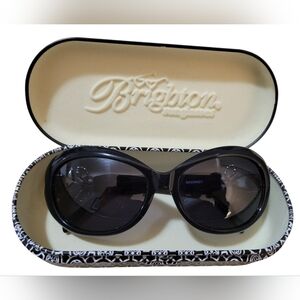 Brighton Elegant Black Sunglasses for Women And Case
